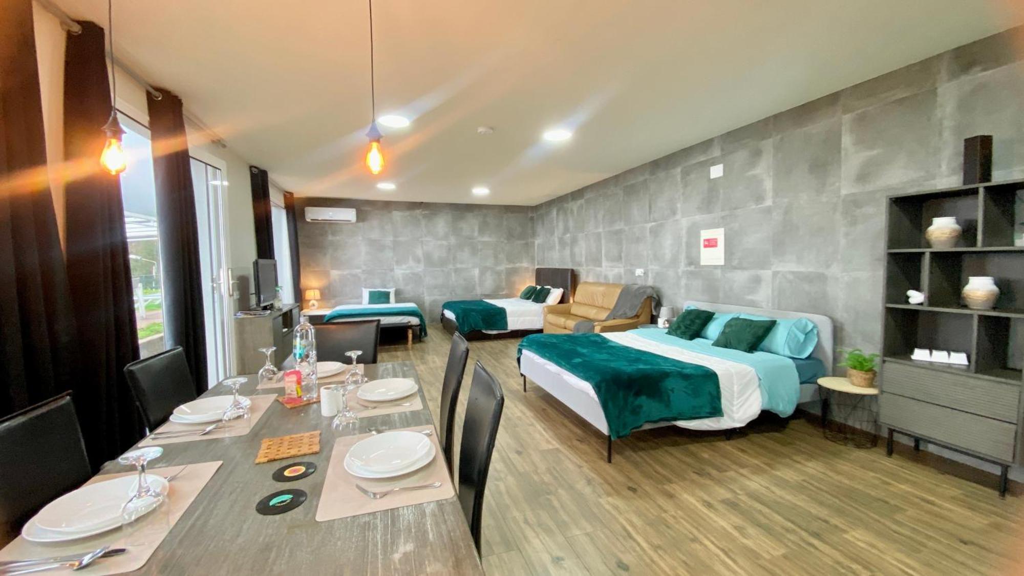 Studio Geek Villa - Open Space - 5M From 5 Top Attractions - Pool All Year Round, Dining Pergola, Barbecue - Funchal Matrix Holiday Home ภายนอก รูปภาพ